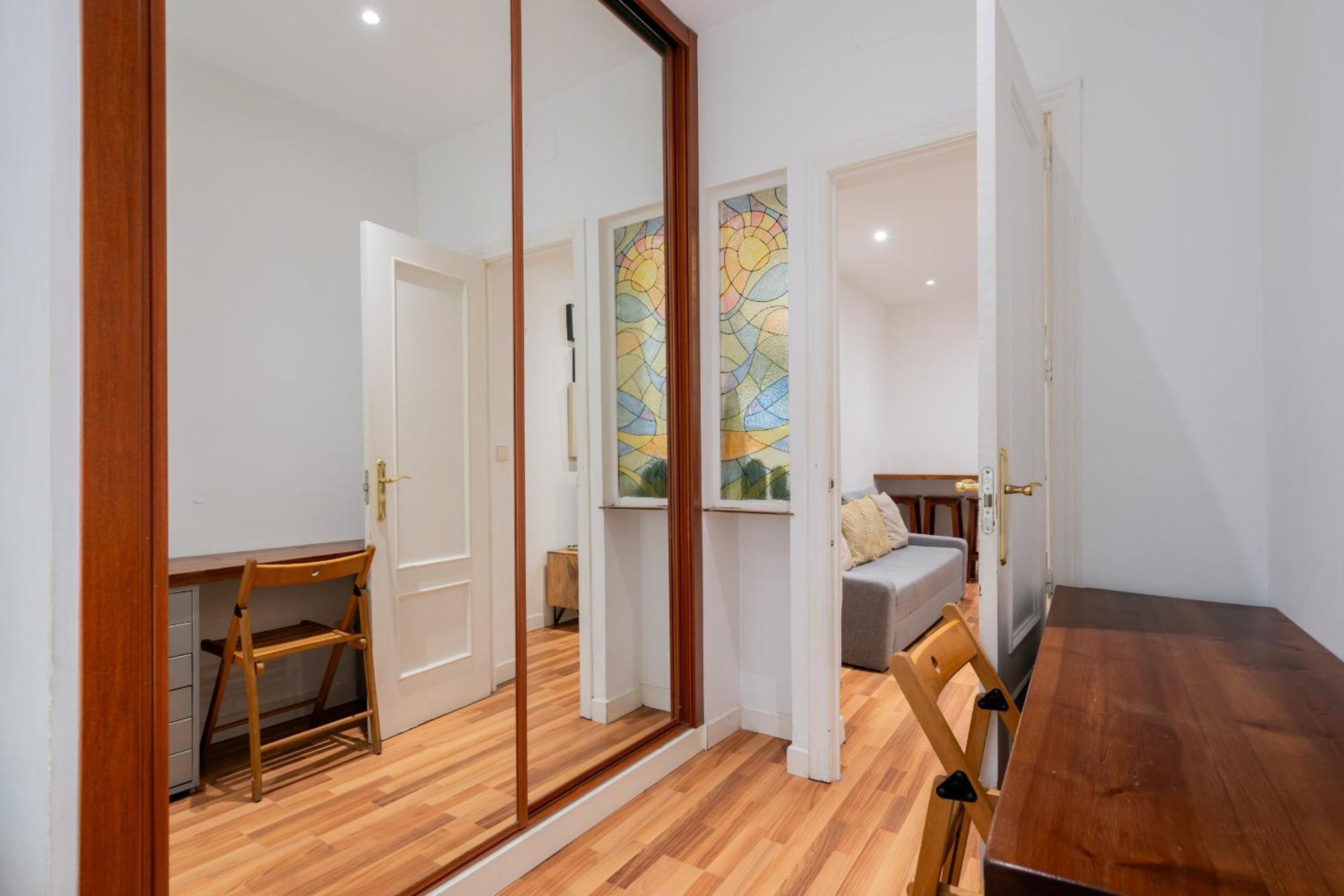 Apartamento En La Plaza De Lavapies Alquiler Temporal มาดริด ภายนอก รูปภาพ