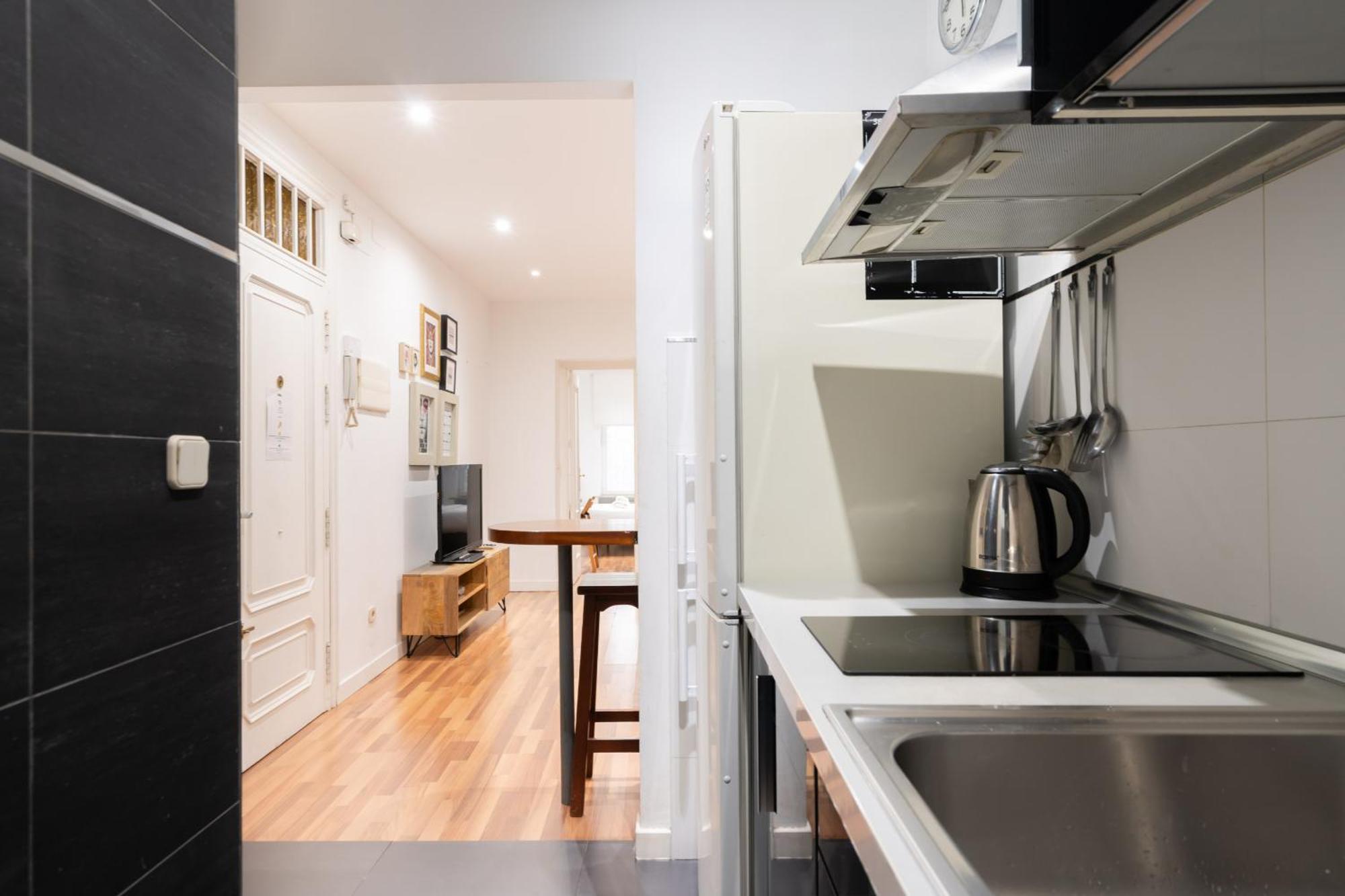Apartamento En La Plaza De Lavapies Alquiler Temporal มาดริด ภายนอก รูปภาพ