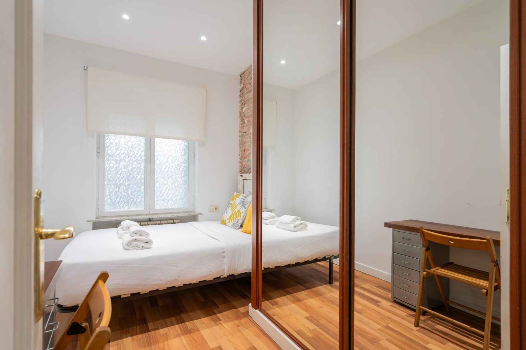 Apartamento En La Plaza De Lavapies Alquiler Temporal มาดริด ภายนอก รูปภาพ