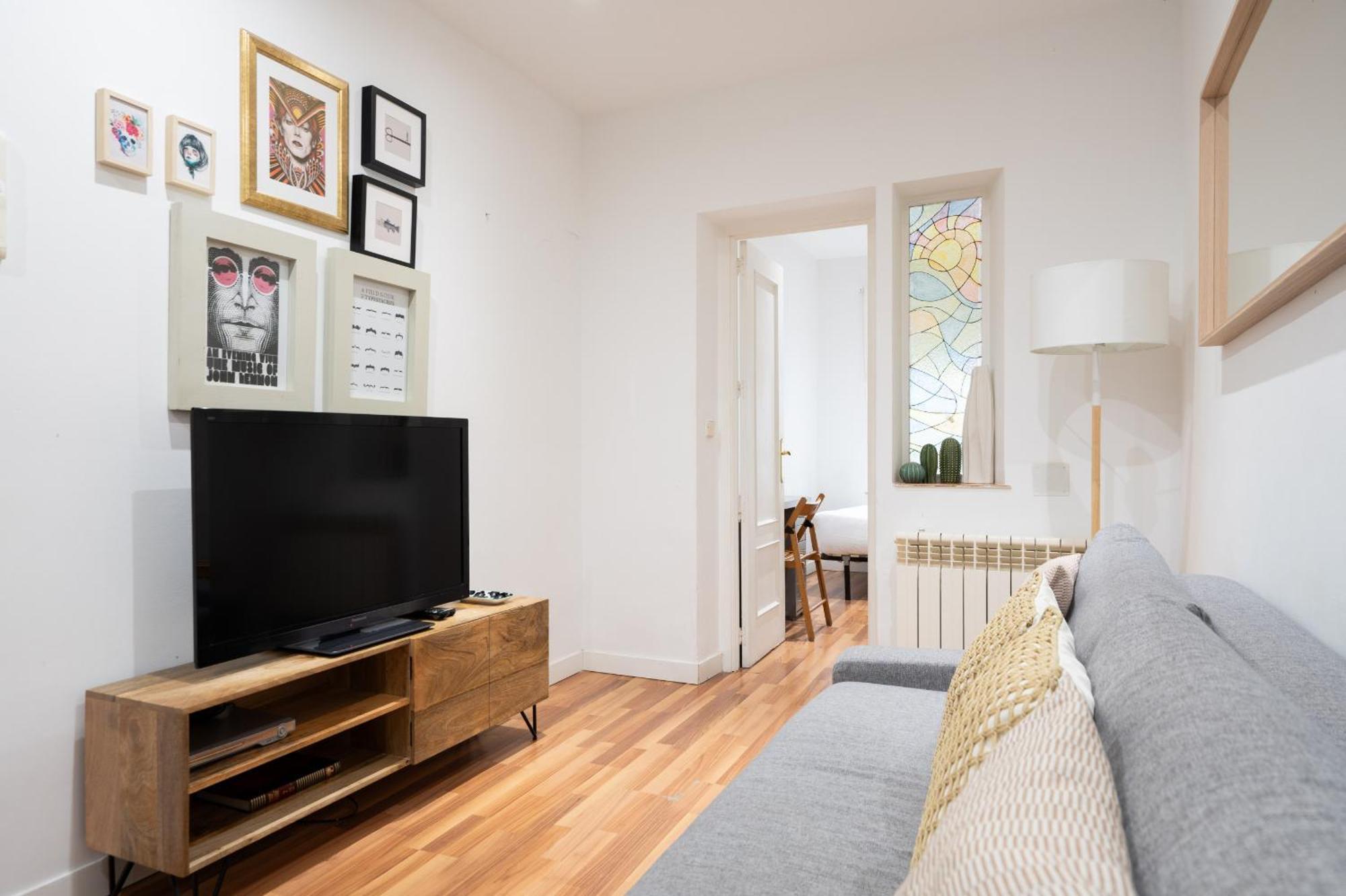 Apartamento En La Plaza De Lavapies Alquiler Temporal มาดริด ภายนอก รูปภาพ