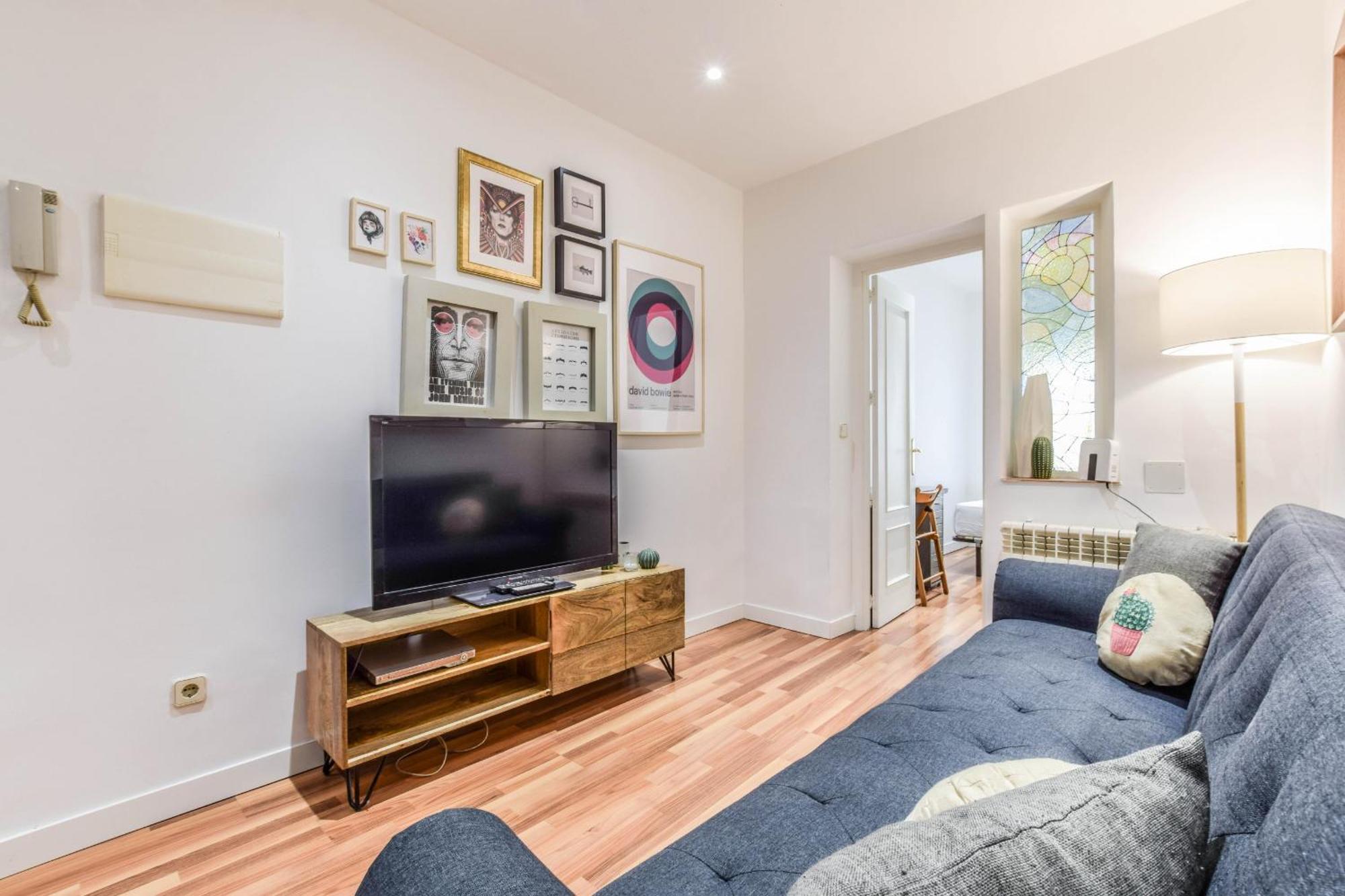 Apartamento En La Plaza De Lavapies Alquiler Temporal มาดริด ภายนอก รูปภาพ